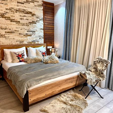 Hotel Gold Tower Μέστια Εξωτερικό φωτογραφία