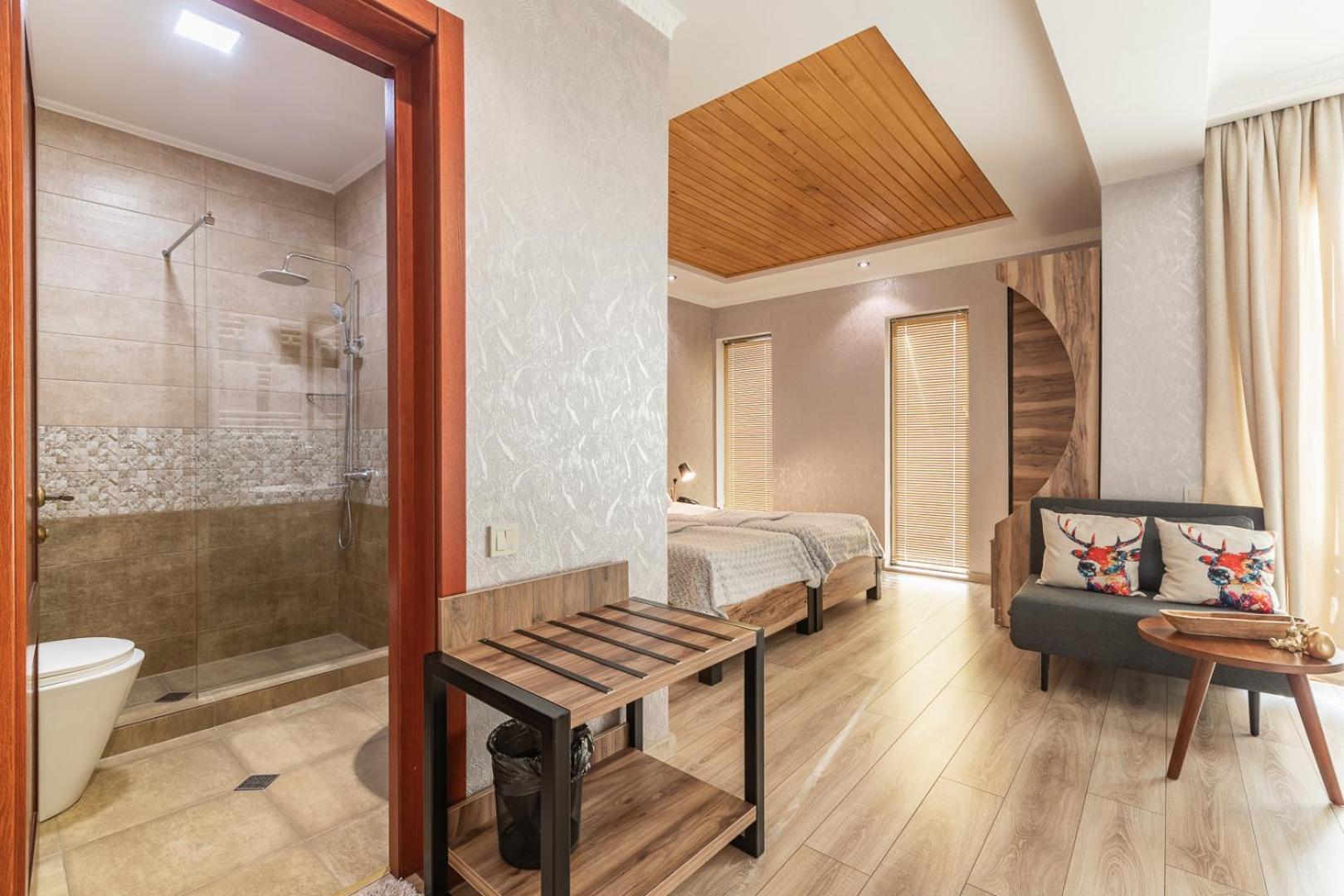 Hotel Gold Tower Μέστια Δωμάτιο φωτογραφία