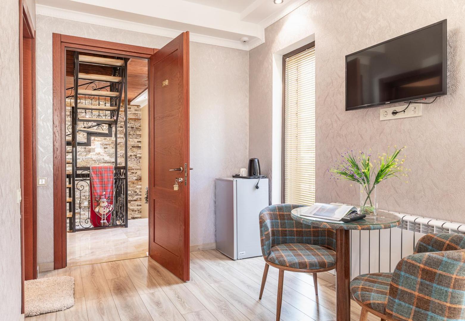 Hotel Gold Tower Μέστια Δωμάτιο φωτογραφία